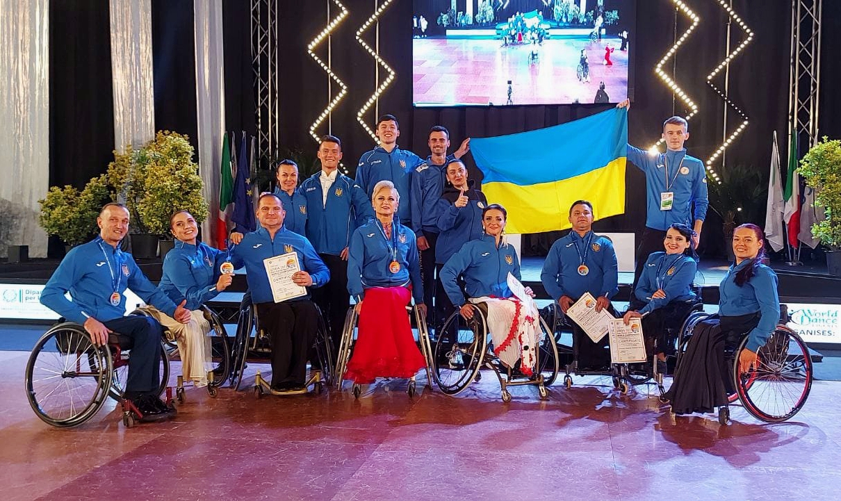 Ukrainian paradancing team at Genoa 2023