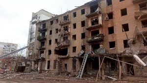 У Слов’янську вже двоє поранених внаслідок удару авіабомби (Відео)