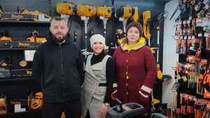 Підприємець з Краматорська відкрив магазин електроінструментів завдяки гранту «Власна справа»
