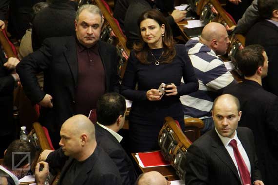 Янукович подавил бунт в Партии регионов