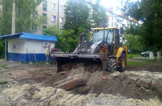 В Славянске на “Пятаке” снесли “Купец”