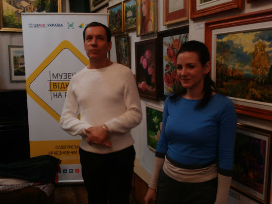 В Славянском музее презентовали проект журнала “VOGUE” и рассказали об украинском национальном костюме
