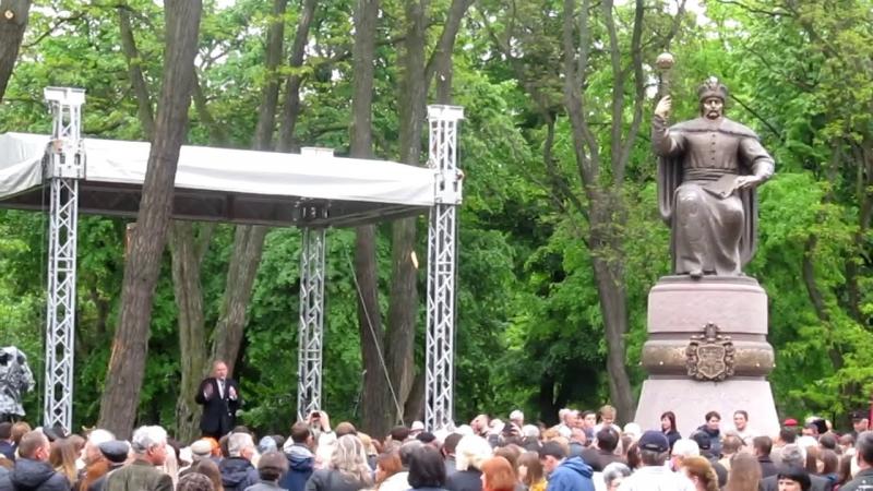 4 ноября 1708 года Гетьман Украины Иван Мазепа объявил о союзе Украины со Швецией против Москвы