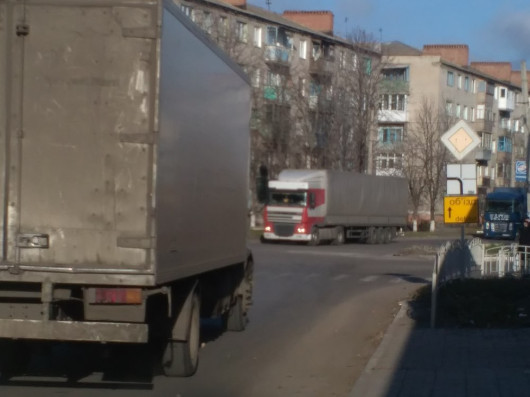 Жители Славянска просят обезопасить аварийный перекресток на “Пятаке”