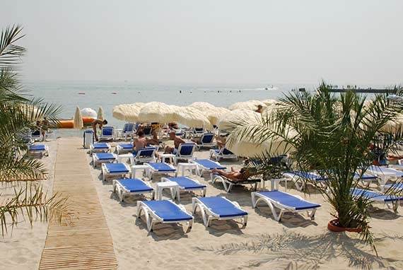 Курорты Черного моря: где и за сколько можно найти жилье на побережье