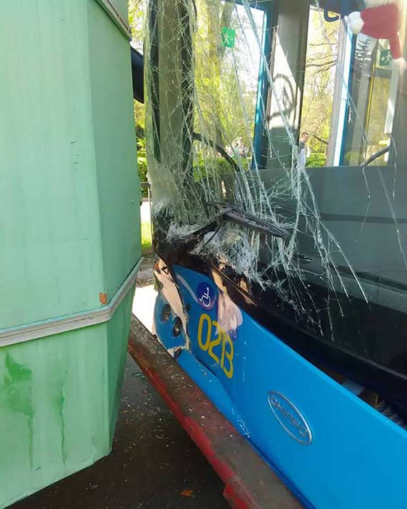 В Краматорске разбили новый троллейбус