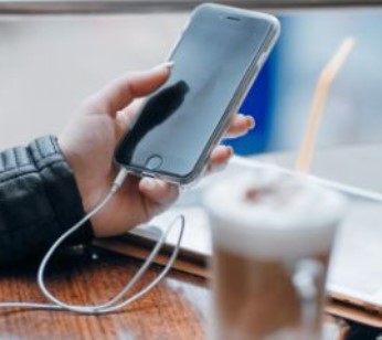 В Украине подорожала мобильная связь