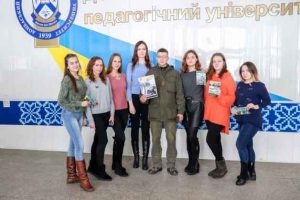 Військовослужбовці Слов’янського полку поспілкувались зі студентами Донбаського державного педагогічного університету