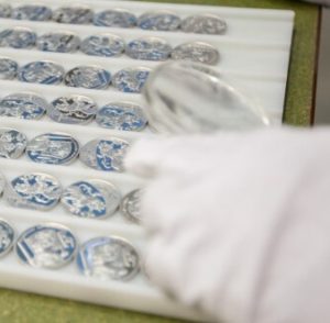 “Замок Паланок” и Конь”: НБУ показал две новые монеты. Фото