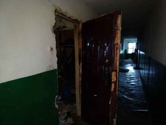 Взрыв в квартире Славянска: спасатели рассказали подробности. Фото