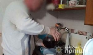 На Донетчине спаивают детей: полиция проводит рейды