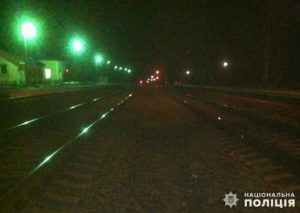 Скорый поезд наехал на мужчину в Славянском районе