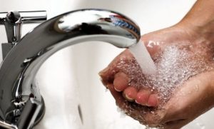 Начнем импортировать питьевую воду через 25 лет: ученые предупредили об угрозе экологической катастрофы для Украины (видео)