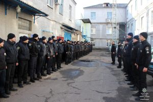 Цілодобово: патрульні поліцейські заступили на охорону  80 виборчих дільниць у Слов’янську та Слов’янському районі