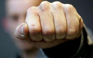 На Харьковщине после избиения отцом умер 7-летний мальчик