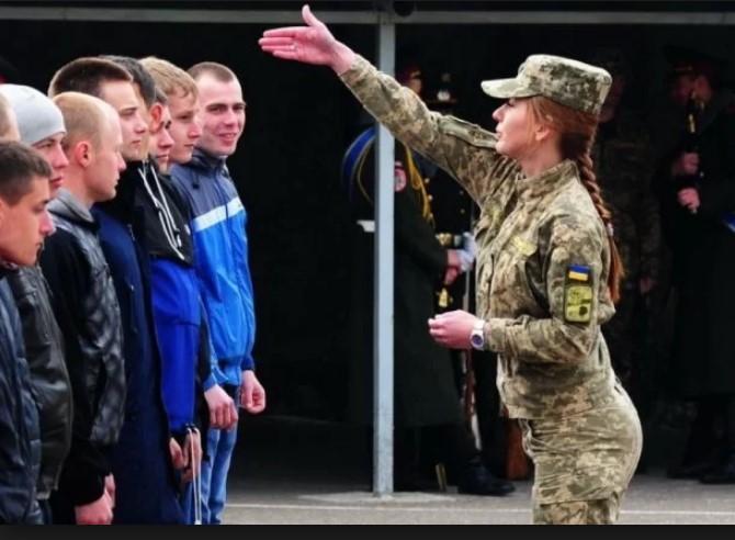 В Украине с 1 апреля стартует призыв в армию: детали