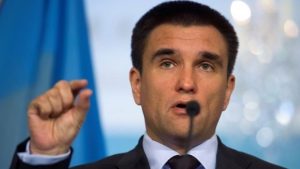 Климкин не считает катастрофой отъезд украинцев на заработки за границу