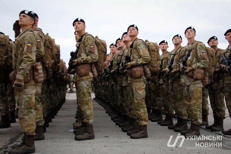Стало известно, сколько человек призовут на срочную службу в апреле-июне