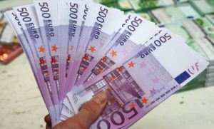 Грант. Фермери, підприємці в галузі торгівлі та сфери послуг можуть отримати до 5 тисяч євро