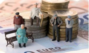 Правительство вводит ежегодное повышение пенсионного возраста, – проект