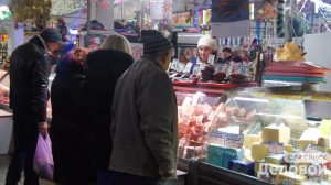 Цены на продукты в Славянске: что почем на Центральном рынке на 17 марта