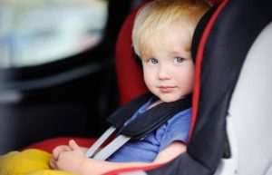 За перевозку детей без детского кресла придется заплатить от 510 до 850 грн – проект