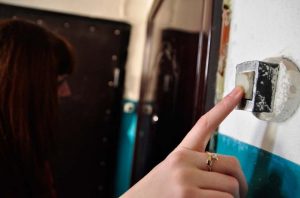 Украинцев будут штрафовать и пустят проверки по домам: что изменится уже в мае