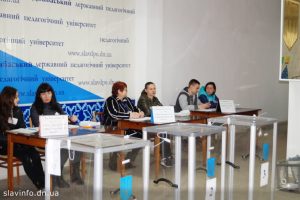 В Славянске начался второй тур выборов президента Украины