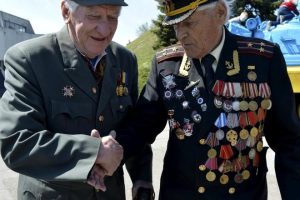 От 530 грн.: в правительстве утвердили размер социальных пособий к 9 мая