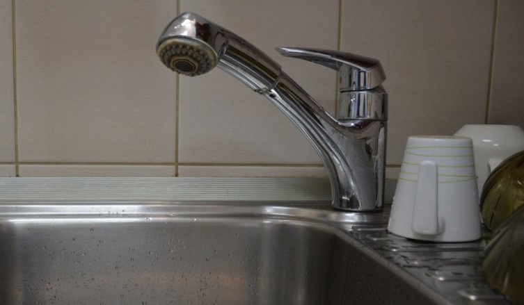 Аэропорт в Мариуполе могут запустить уже в этом году, – Омелян