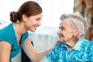 Алименты на родителей. В Минсоцполитики рассказали, когда нужно платить