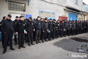 Цілодобово: понад 200 поліцейських будуть охороняти всі виборчі дільниці у Слов’янську