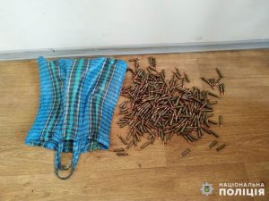 Знайшов на Славкурорті: 18-річний хлопець видав поліції більше 300 патронів