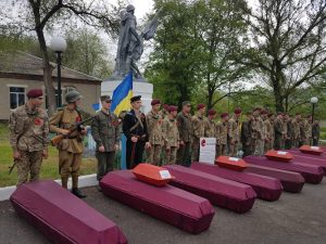 В Слов’янському районі відбулося поховання останків загиблих воїнів Другої світової війни