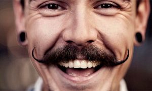 Ученые нашли связь между усами и риском заболеть раком