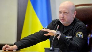 Официально: Турчинов заявил об отставке и готовности к военной службе