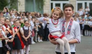 Опубликован ГРАФИК последних звонков в школах Славянска