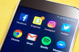 Разработчик Facebook назвал соцсеть “опасной”