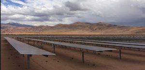 Порошенко на прощанье подписал закон о запрете наземных солнечных электростанций