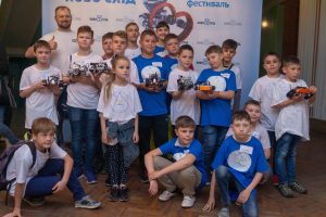 Ви у майбутнє? Ми з вами!: У  Краматорську  відбувся  відкритий Регіональний дитячий фестиваль «RoboСхід»
