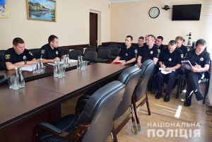 Поліцейські Донеччини посилюють заходи профілактики ДТП на дорогах області