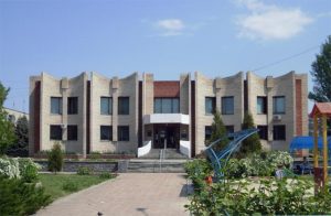 У бібліотеці нова виставка – «Газети звідусіль»