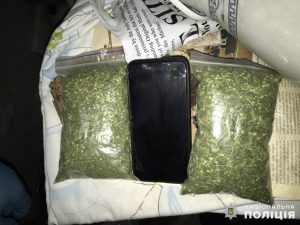 У Слов’янську наркоторгівлею займався 18 – річний мешканець