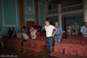 Славянский аграрный колледж продолжает лихорадить