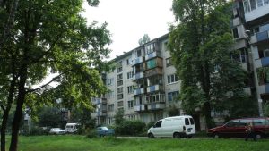 Хрущевки снова хотят снести и перестроить: 100% согласия жильцов уже не требуется