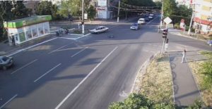 Видео ДТП с велосипедистом в Славянске