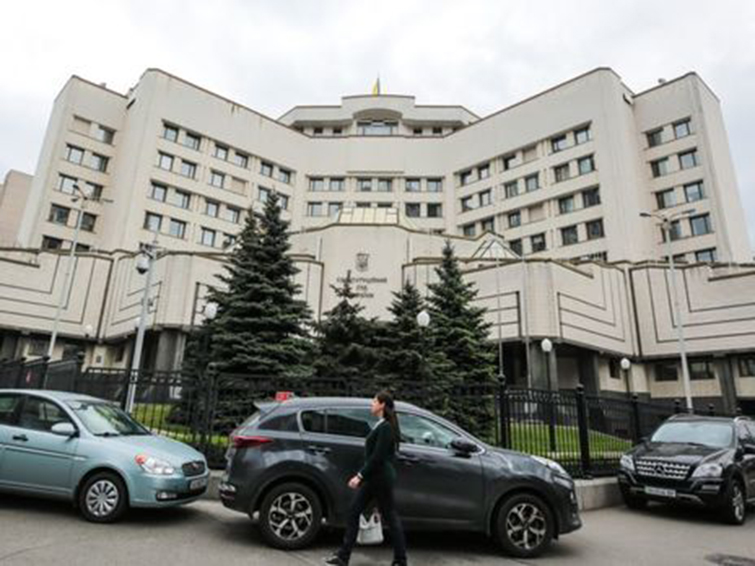 Конституционный Суд отменил привязку стажа к возрасту. Что это значит и как добиться назначения льготной пенсии