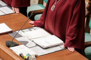 КСУ признал создание НКРЭКУ неконституционным