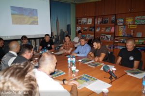 В библиотеке говорили о российской агрессии и реванше пророссийских сил