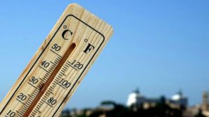 В Украине “ударит” жара до +34